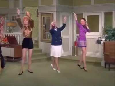 Lucille Ball dances "the Charleston" with life-long friend Ginger Rogers and Lucy's daughter Lucie Arnaz, in 1971. Before Ginger was a Hollywood actress/dancer, she first performed on vaudeville doing the Charleston. This television scene was the first ti
