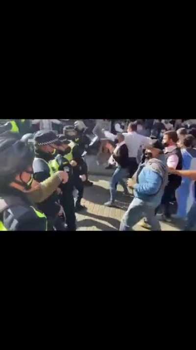Mientras tanto en Tucumán