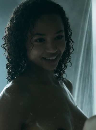 Berta V&aacute;zquez in Vis a vis AKA Locked Up (TV Series 2015&ndash; ) [S01E01]