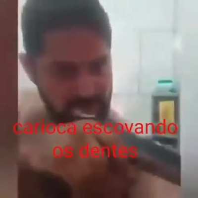 😁