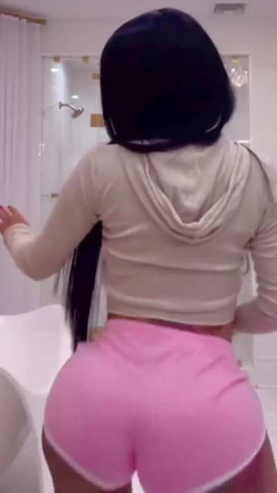 Can&rsquo;t get enough of that ass ! 🍑🥵