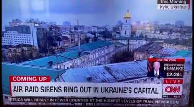 Applebee&rsquo;s ad during coverage of Ukraine invasion