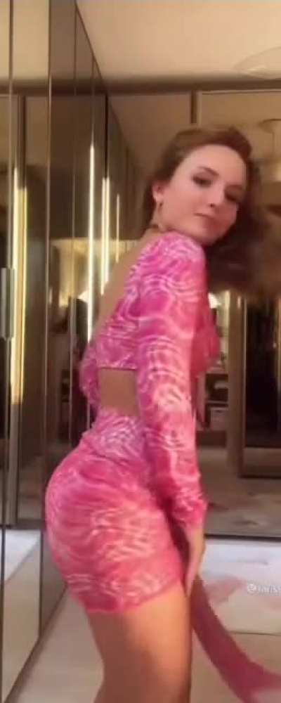 Larissa Manoela