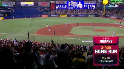 [Highlight] [Highlight] Sean Murphy's 3-run homer gives the Braves a 4-run lead.