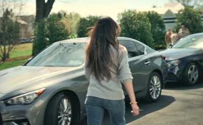 Olivia Munn in Your Friends & Neighbors [S2E2-2026]