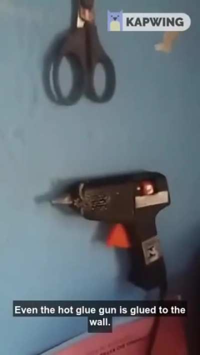 hot glue gun