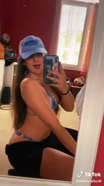 Little twerk