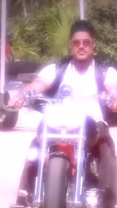Se lo extra&ntilde;a a Ricardo :(