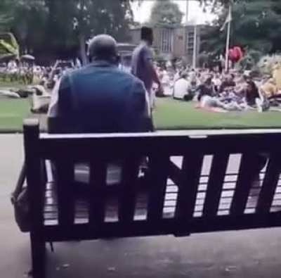 sIcK vILlAIn HyPnoTisEs eNtIrE pARk