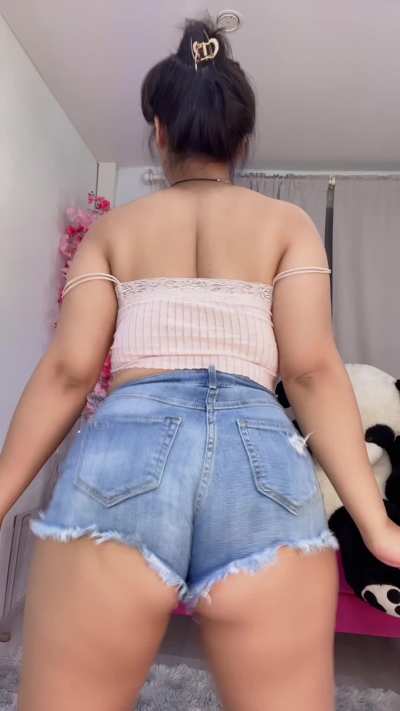Your face is looking real comfy right about now [twerk]