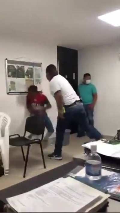 How imma do Bruce fat nose ass if he scam me again