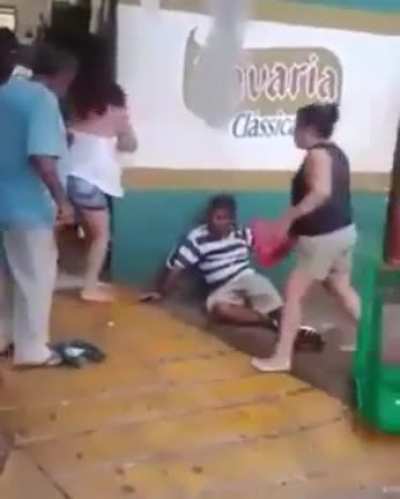 Brazilian women know how to defend themselves!
