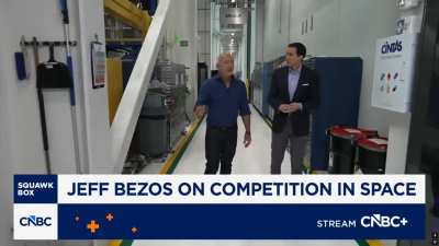 Jeff Bezos called falcon 9 small, said New Glenn will be competitive with Starship "both will be successful"