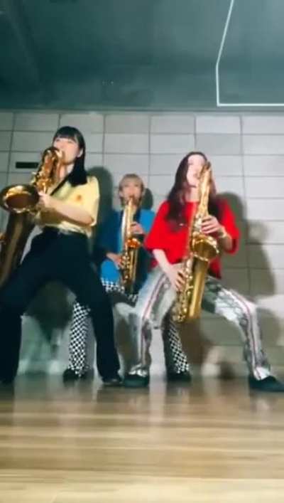 Саксофон