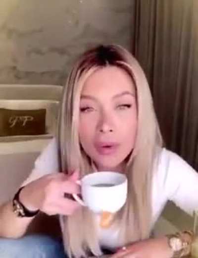 chá
