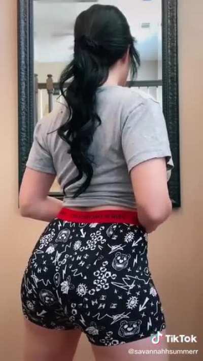 Booty Shake 🍑
