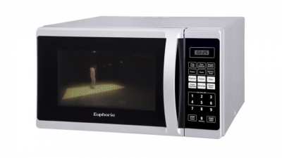 Eric Saade: Cook at 900w for 3mins (video)