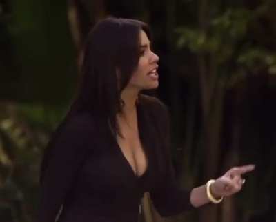 Scene from &lsquo;Modern Family&rsquo; Season 2 Episode 8 (2010) 