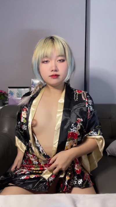 I think your cock would fit nicely right in the middle