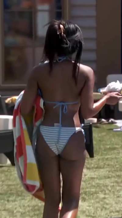 Mecole BB25 bikini butt