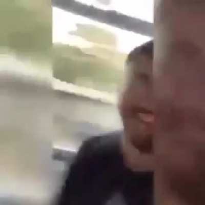 😳