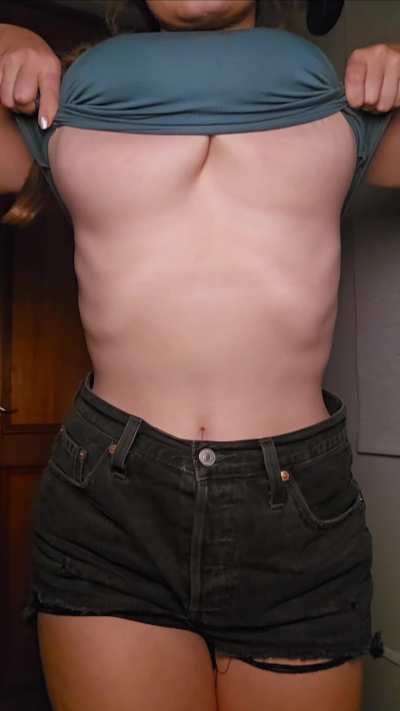 do you think it's obvious that my boobs are big?