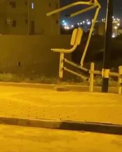 G&ouml;r&uuml;nmez adam geri gelmiş