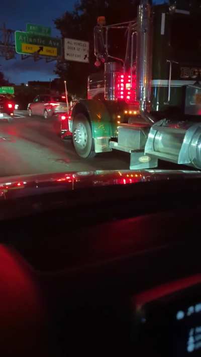 If you're taking the BQE this morning, this is why there's traffic