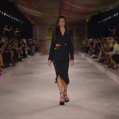 Versace runway 1