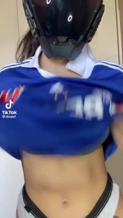 DINA EIFEL