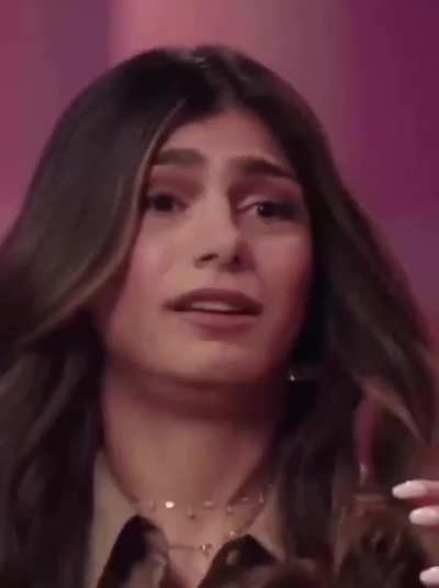 Adult film star Mia Khalifa says being in the Army is worse than being on OnlyFans:

"You're selling your body to the government"
