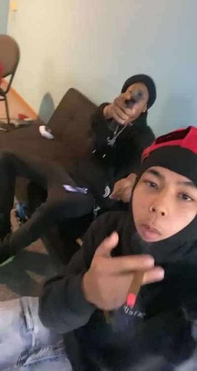 We gon be 1 the biggest rappers to come out chicago mark my mf words 🔜🔜🔜💯
