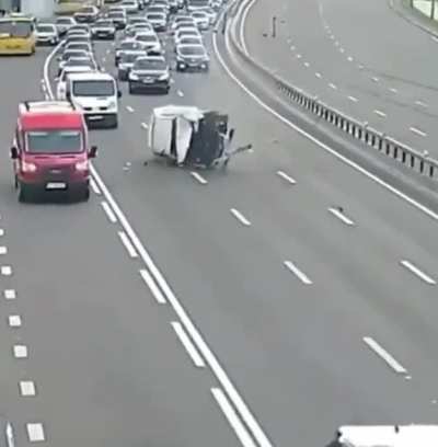 I totally wouldn&rsquo;t have seen that either - but I wouldn&rsquo;t have just gone out ahead of the other stopped cars - let somebody else do this! 😱