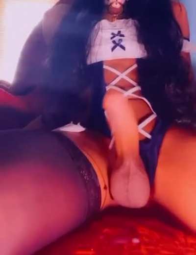 Do you like girls who can still cum? 🤍