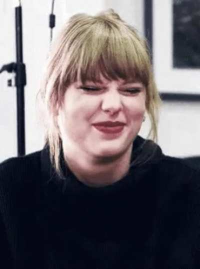 Our Goddess Taylor wants to have sex with you. So you pull down your pants and this is her reaction.