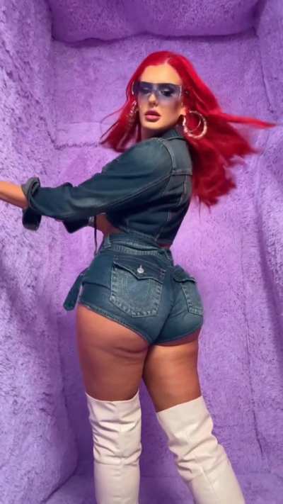 Justina Valentine 🍑❤️