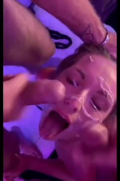 Making them finish on her face