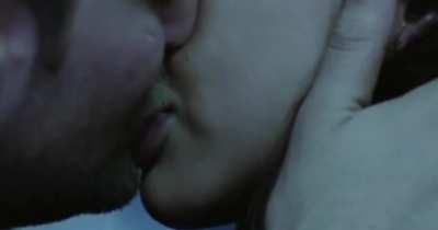Deepika &amp;amp; Neil tongue Kiss