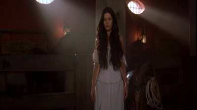 Catherine Zeta-Jones sexy in The Mask of Zorro (1998)
