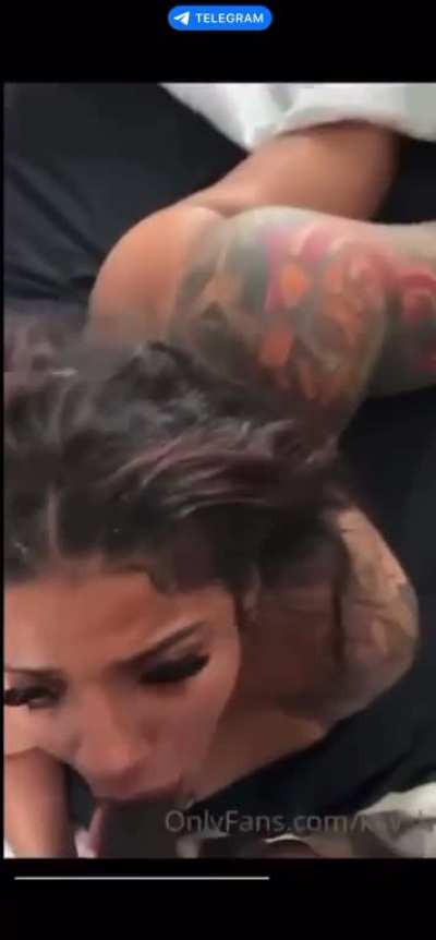 👅