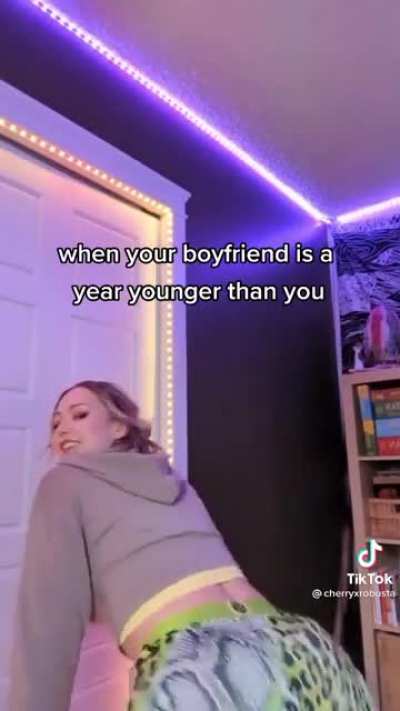 😂