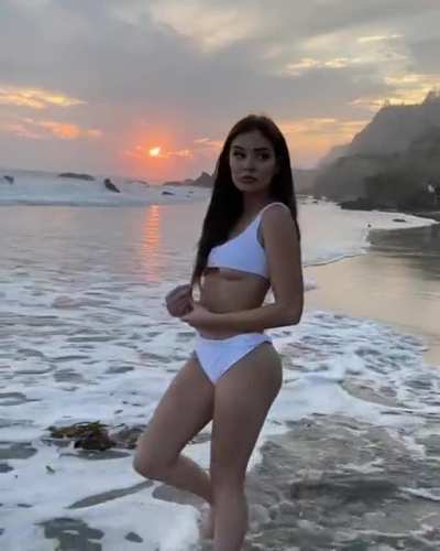She doesn't have love in that sub