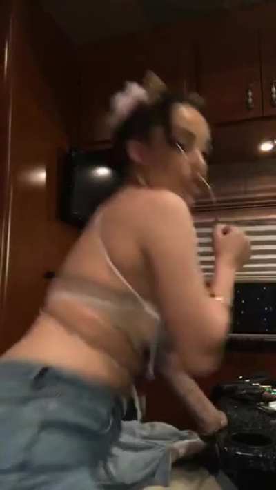 💃