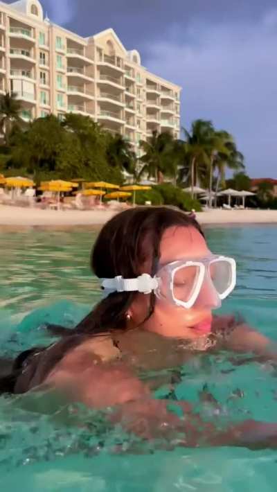 Scuba Babe
