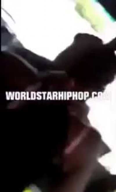 Bus driver fights angry woman because she insulted his wife