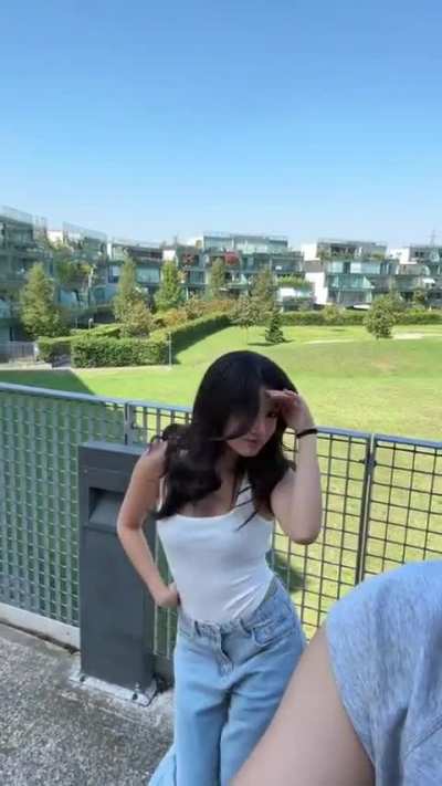 Belle Mariano 