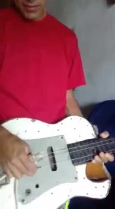 Como Fazer uma Guitarra El&eacute;trica
