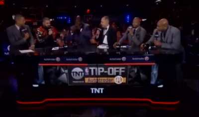 Drake &amp;amp; Shaq recreating Back To Back