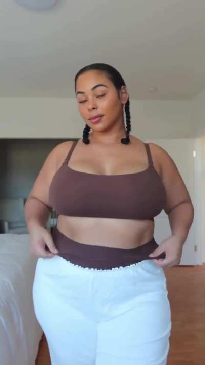 Tabria Majors