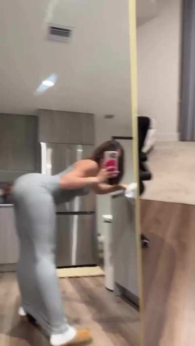 angeelaalvarezz